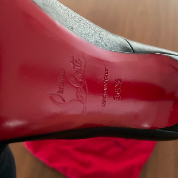 Christian Louboutin | Black So Kate Pumps | Size 36.5 - Picture 11 of 12